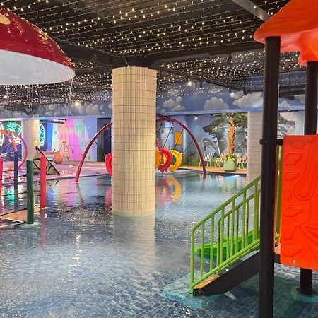 ג'קרטה Yellow Bee Resort Cililitan מראה חיצוני תמונה