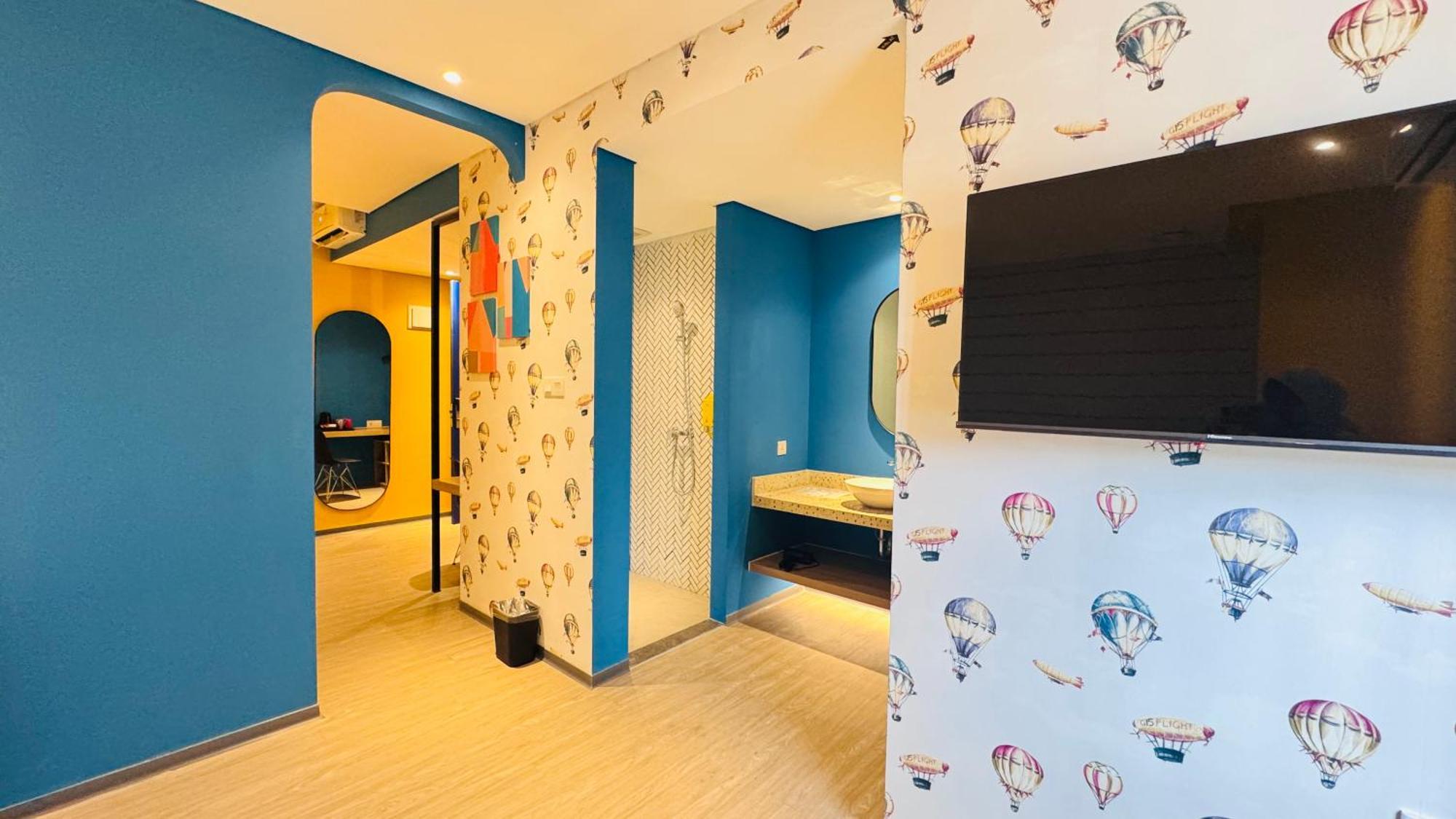 ג'קרטה Yellow Bee Resort Cililitan מראה חיצוני תמונה