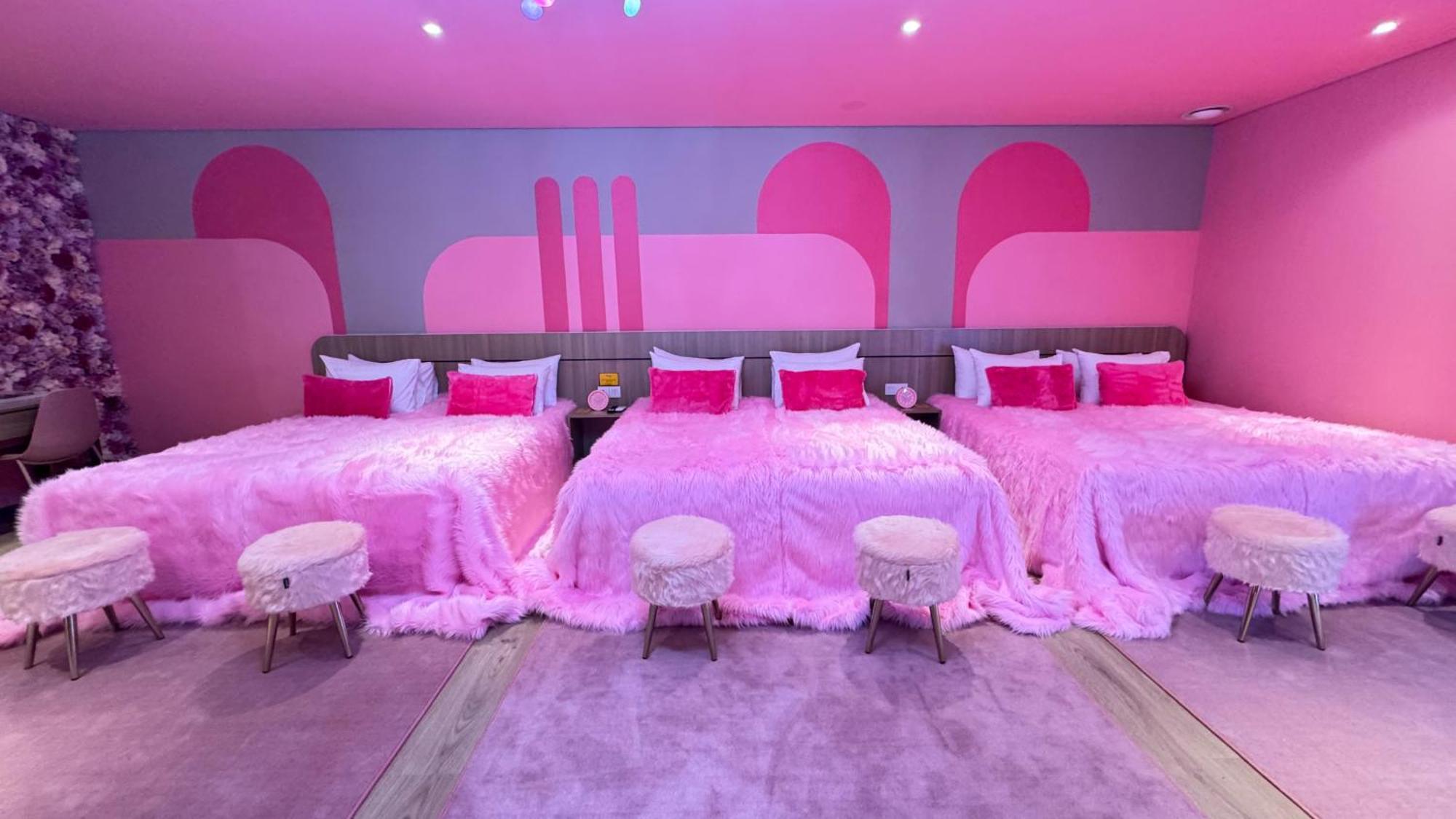 ג'קרטה Yellow Bee Resort Cililitan מראה חיצוני תמונה