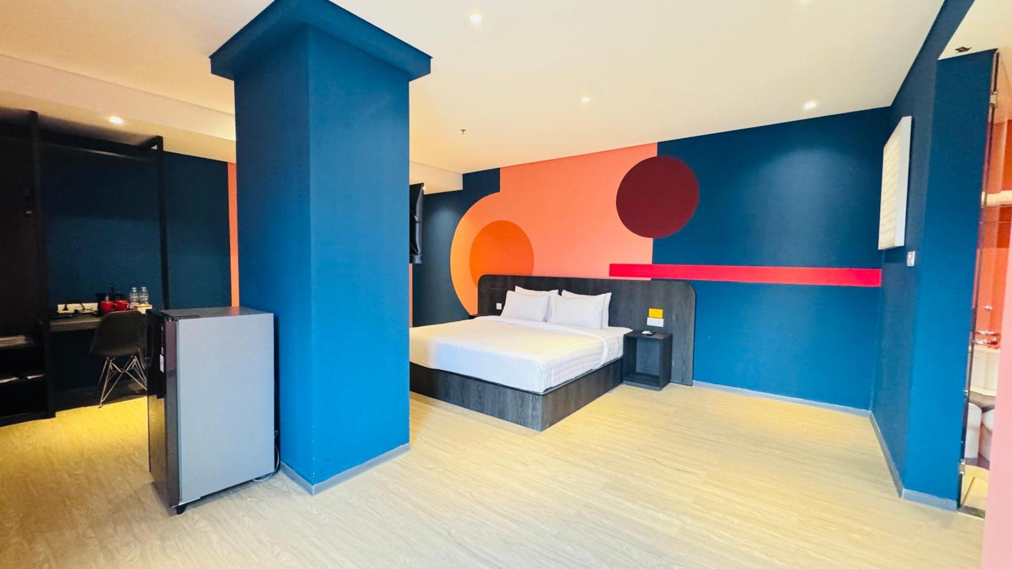 ג'קרטה Yellow Bee Resort Cililitan מראה חיצוני תמונה