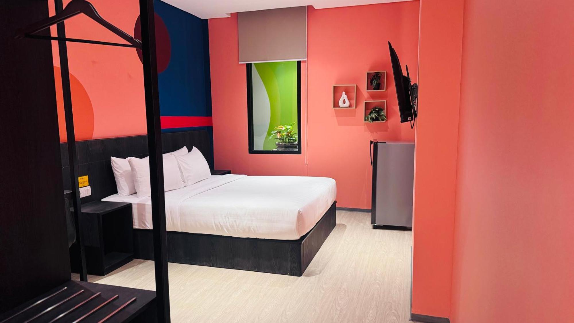 ג'קרטה Yellow Bee Resort Cililitan מראה חיצוני תמונה
