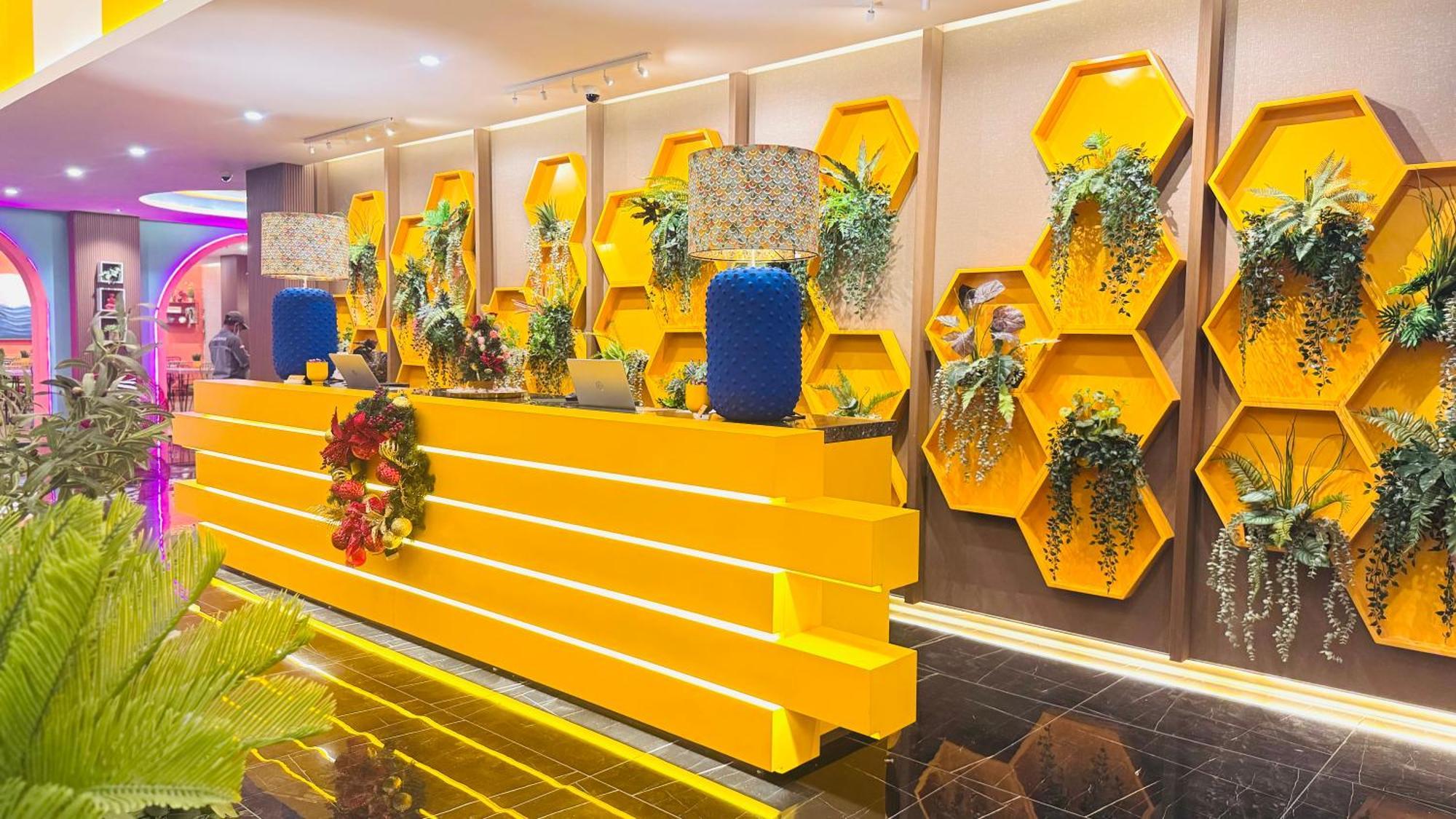 ג'קרטה Yellow Bee Resort Cililitan מראה חיצוני תמונה