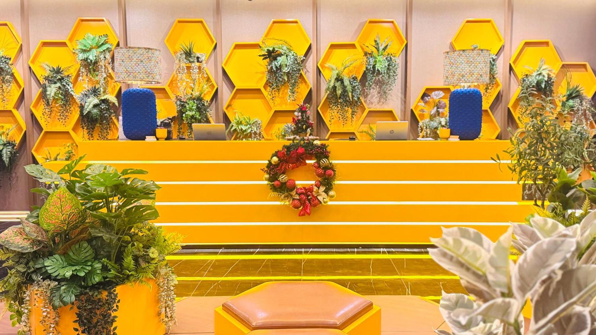 ג'קרטה Yellow Bee Resort Cililitan מראה חיצוני תמונה